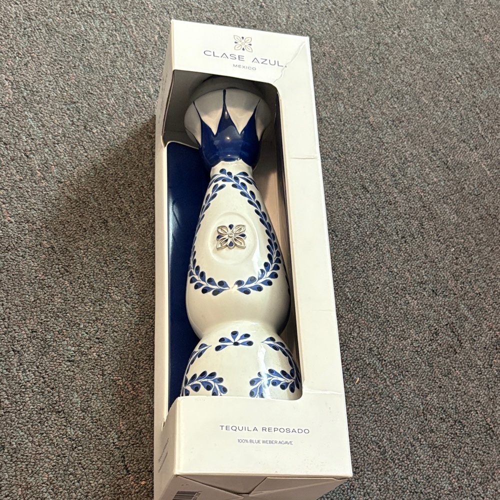 Clase Azul Tequila Reposado Bottle 750 ml